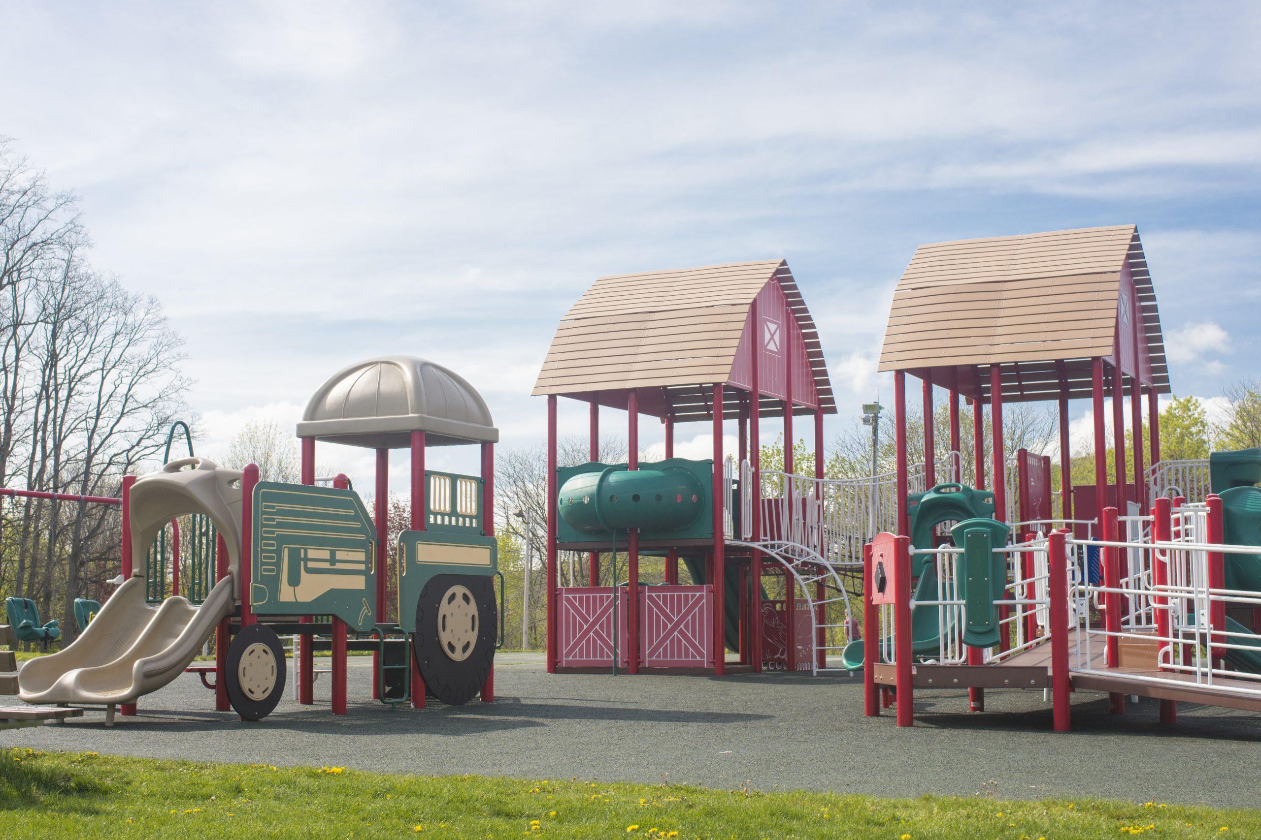 Playground: Barnyard themed structure with ramps and tractor